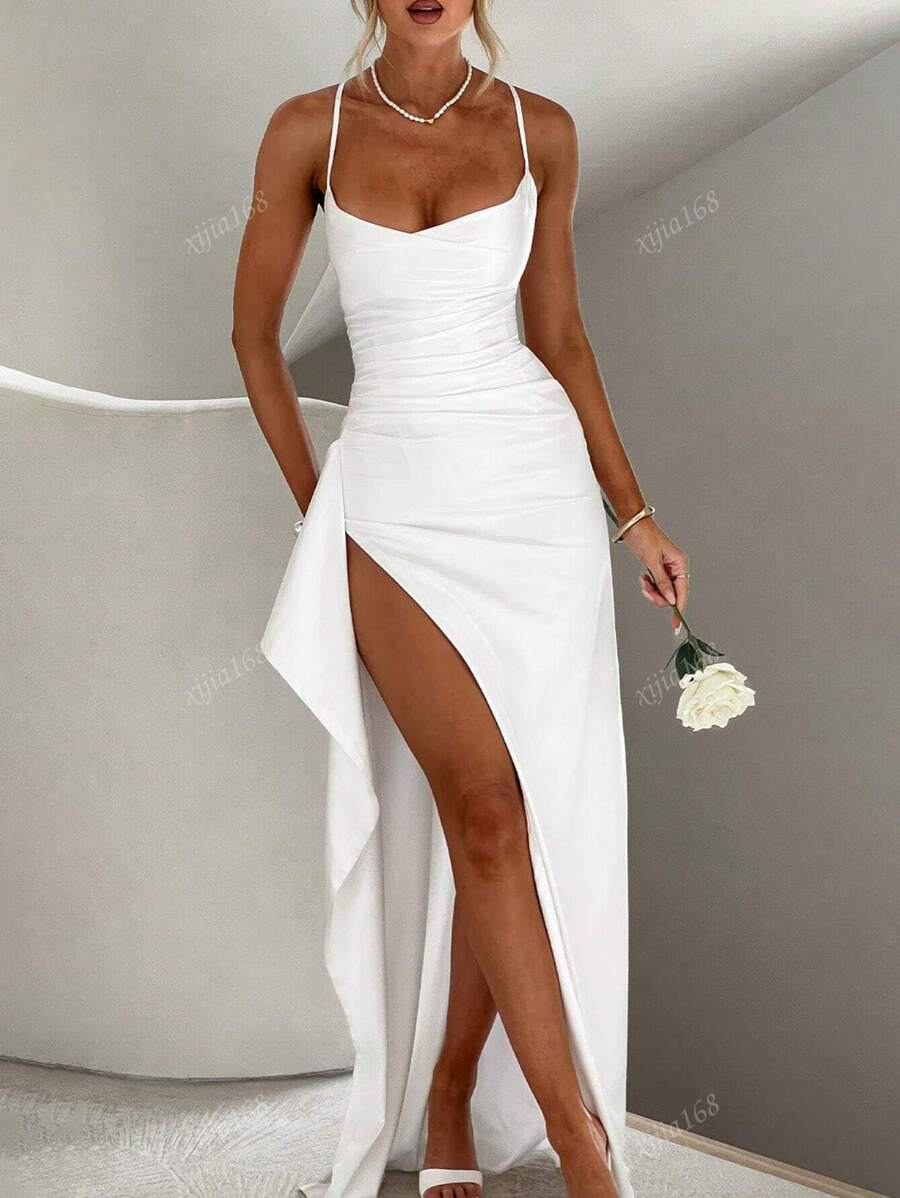 Lurenne | Strapless Satin Gown – Radiant Elegance and Sculpted Sophistication