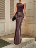 Lurenne | One-Shoulder Satin Maxi Dress – Sculpted Elegance and Modern Allure
